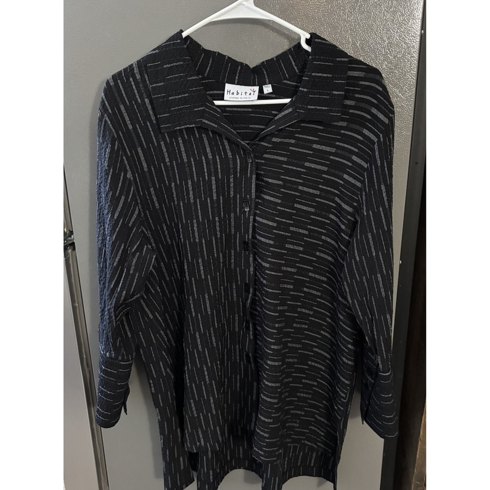 Habitat Black Gray Woven Asymmetrical Hem Women's‎ Large Textured Tunic Shirt